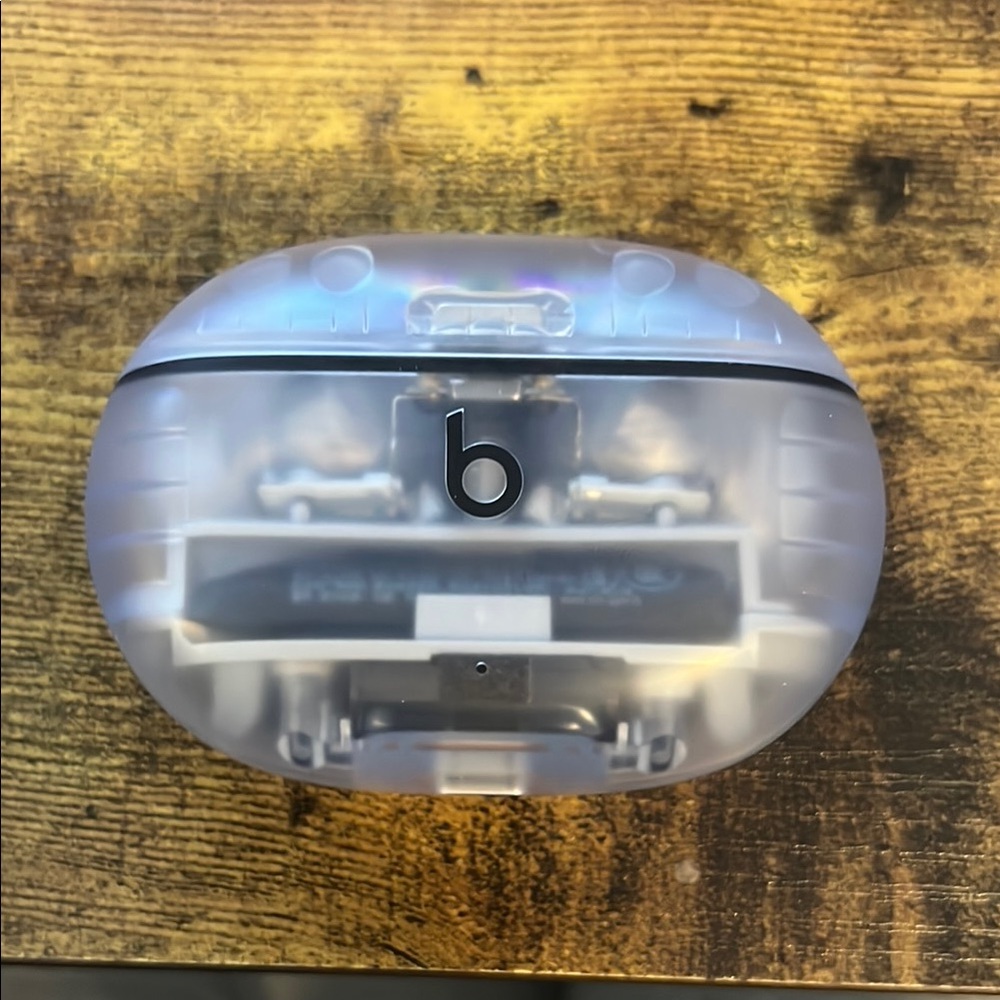 Beats Transparent Earbuds Case